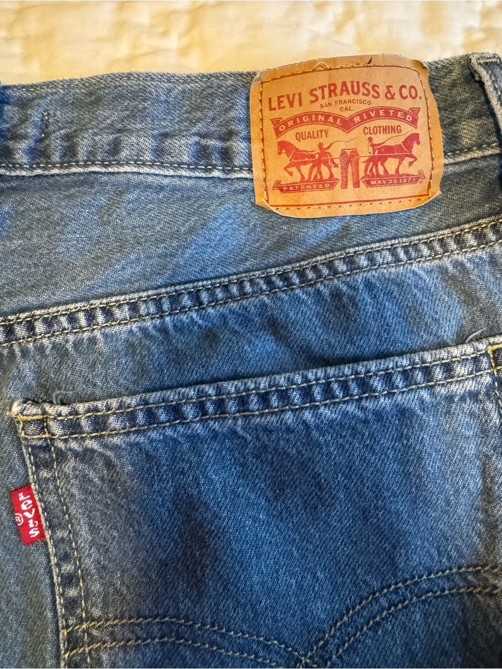 Levi’s Low Pro Straight Jeans Women’s 30 Medium Wash Blue Denim Relaxed Baggy - Picture 5 of 7